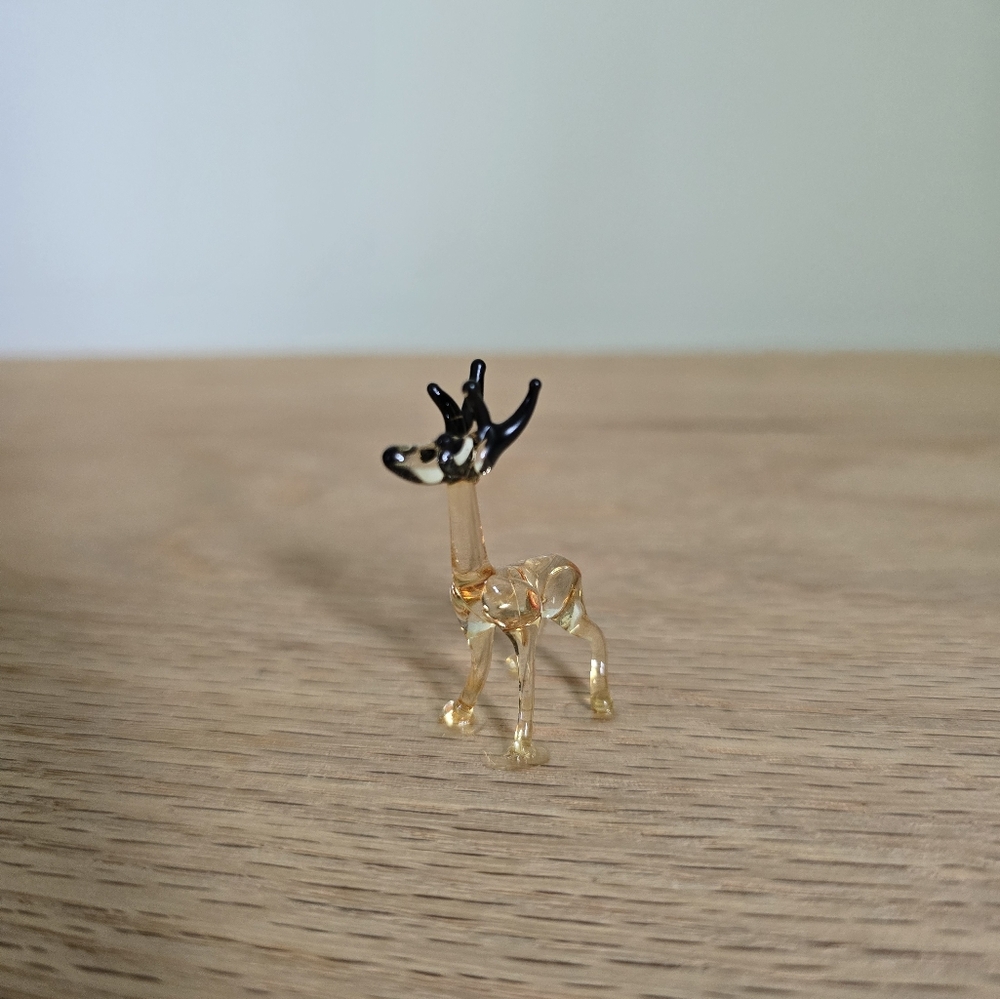 Glass Giraffe Figurine